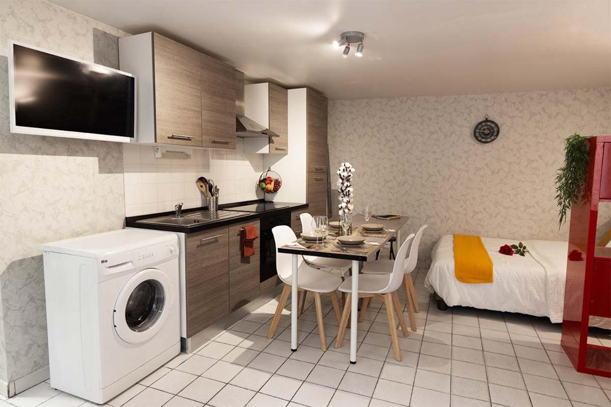 Ferienwohnung Kasa Confort - Le Calme Au Coeur De La Ville - Tv & Wifi Saint-Etienne  Exterior foto
